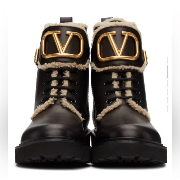 VALENTINO GARAVANI Leather & Shearling VLogo Combat Boots. Size 6.5 US - Picture 1 of 3